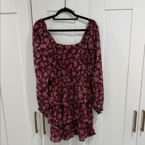 Dresses & Skirts - Floral Burgundy Women's Top